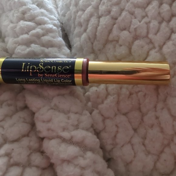 Violette - Picture 3 of 3